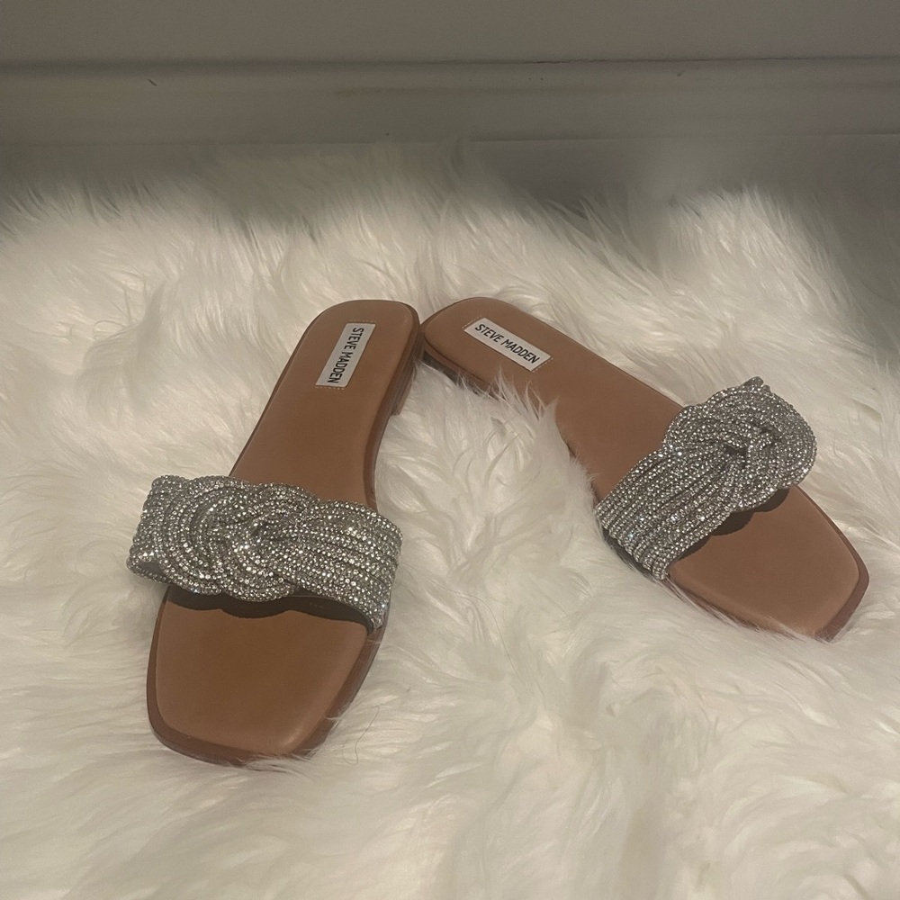 Steve Madden Silver Embellished Women's Sandals - Picture 4 of 5